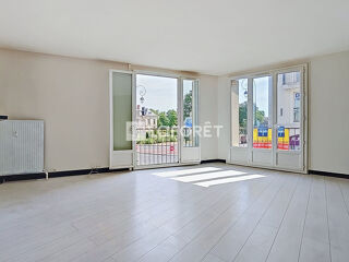  Appartement à louer 2 pièces 56 m²