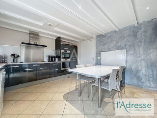  Maison � vendre 4 pi�ces 338 m�