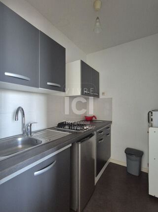  Appartement à louer 1 pièce 32 m²