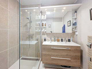  Appartement � vendre 3 pi�ces 84 m�