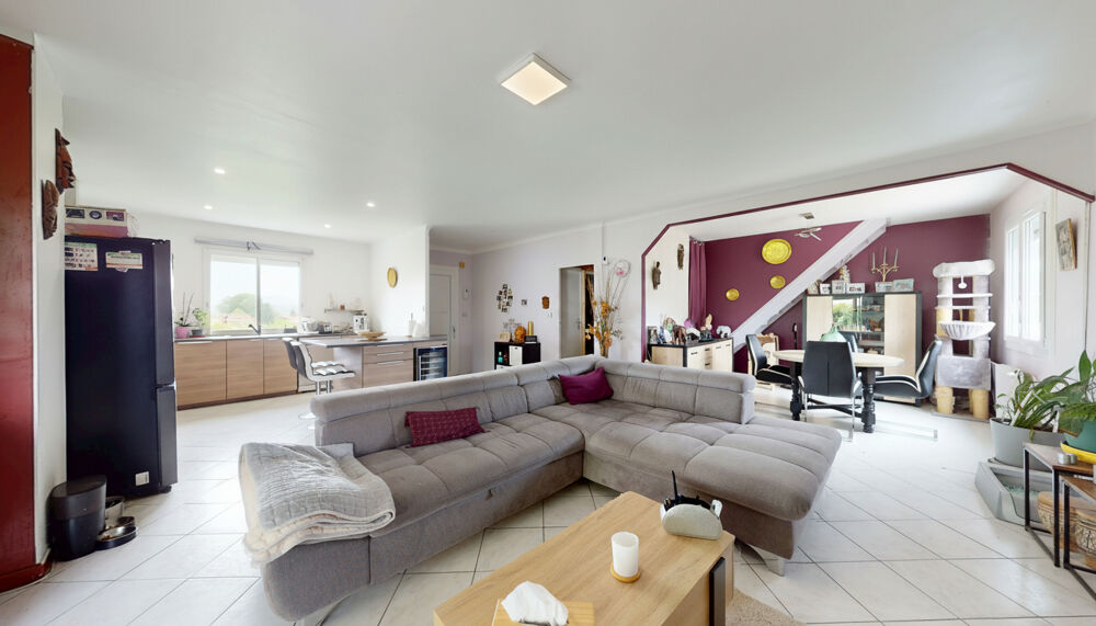 Vente Maison LARRUN maison avec vue sur la Rhune, terrain constructible et fort potentiel d'évolution Ustaritz