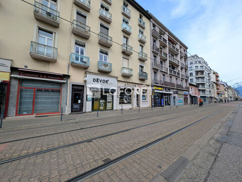 Local commercial Grenoble 107.38 m2 990 38000 Grenoble