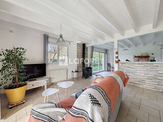  Maison à vendre 9 pièces 196 m²