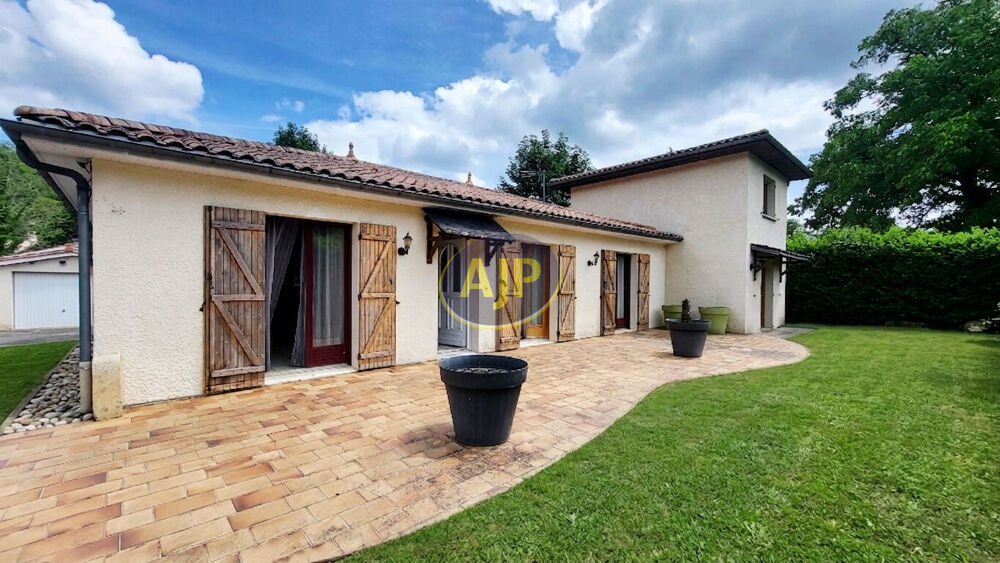 CABANAC ET VILLAGRAINS Maison 140m² avec jardin et garage