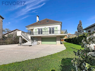  Maison à vendre 8 pièces 240 m²