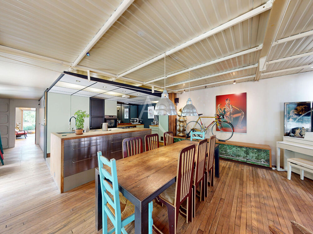 Vente Appartement UN LOFT CACHÉ AU COEUR DE NEUILLY-SUR-MARNE, UNE PROPRIÉTÉ HORS NORMES AUX VOLUMES EXCEPTIONNELS Neuilly sur marne