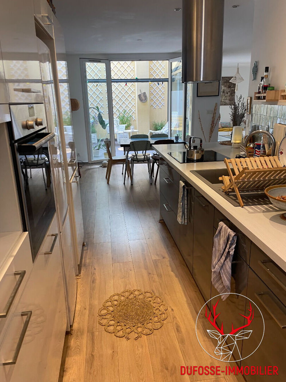 Vente Maison Appartement  5 pièce(s) 131.40 m2 Lyon 8