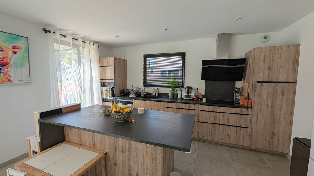 Location Maison EGUILLES - Villa récente type 5 - 125m² Eguilles