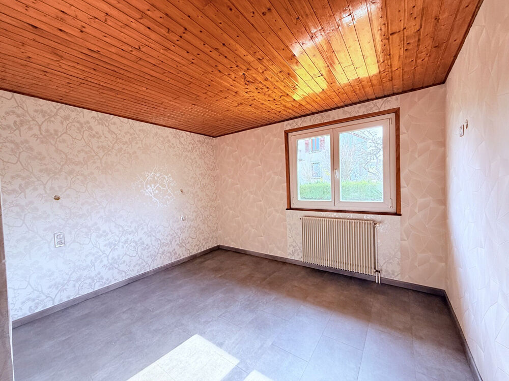 Vente Maison Maison  5 pièce(s)  127 m2 sur un terrains de  27 ares Belleherbe
