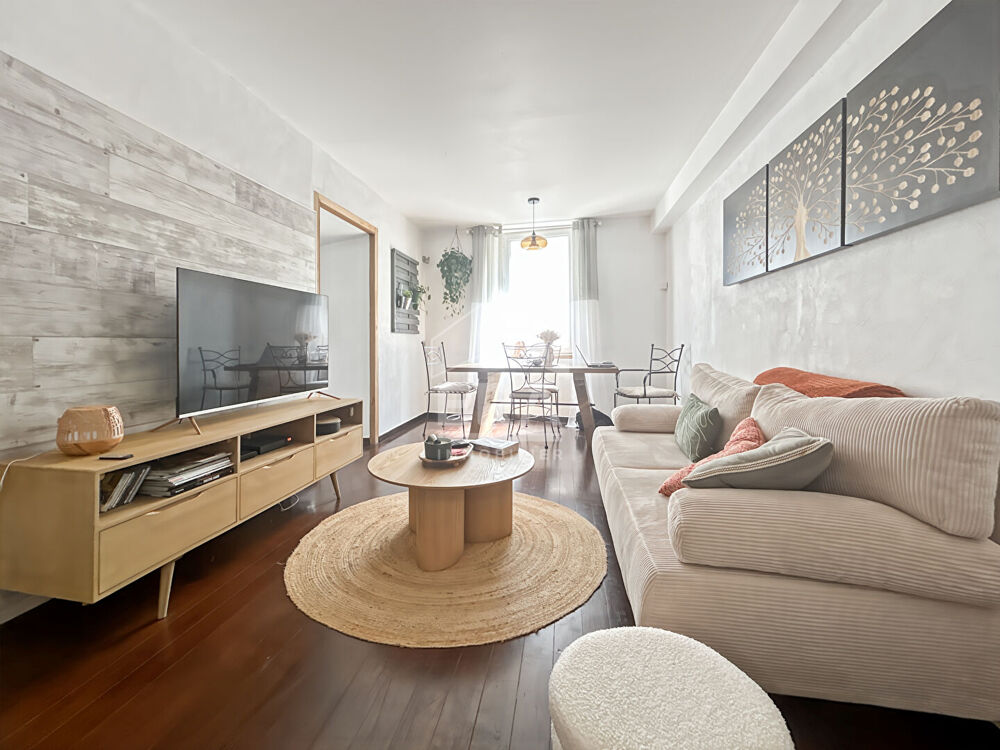 A VENDRE ANGERVILLE 91670-MAISON DE VILLE 3 PIECES 77M2 AVEC COUR PRIVATIVE