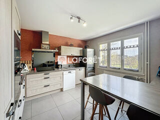  Maison � vendre 10 pi�ces 199 m�