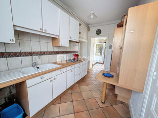  Villa � vendre 10 pi�ces 238 m�