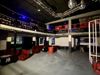  Immeuble � vendre 14 pi�ces 1260 m�