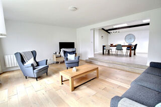  Villa à vendre 15 + pièces 428 m²