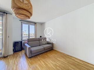  Appartement à louer 3 pièces 70 m²