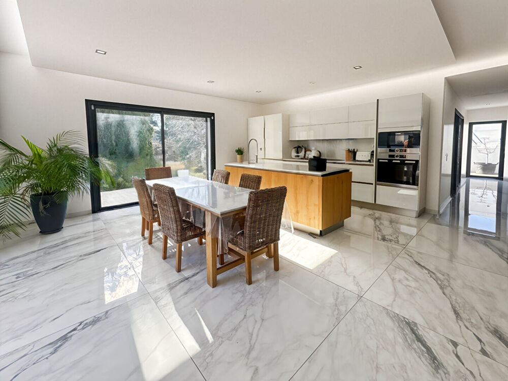 � vendre  Maison Allauch (13190)