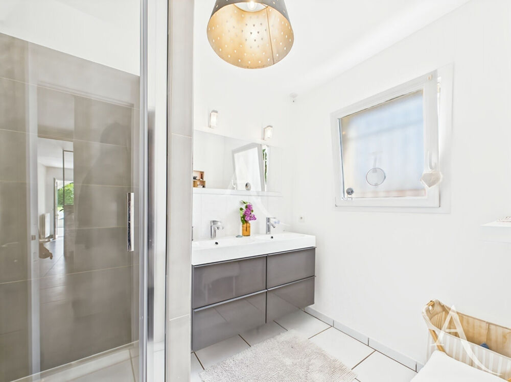 � vendre  Maison Rumilly (74150)