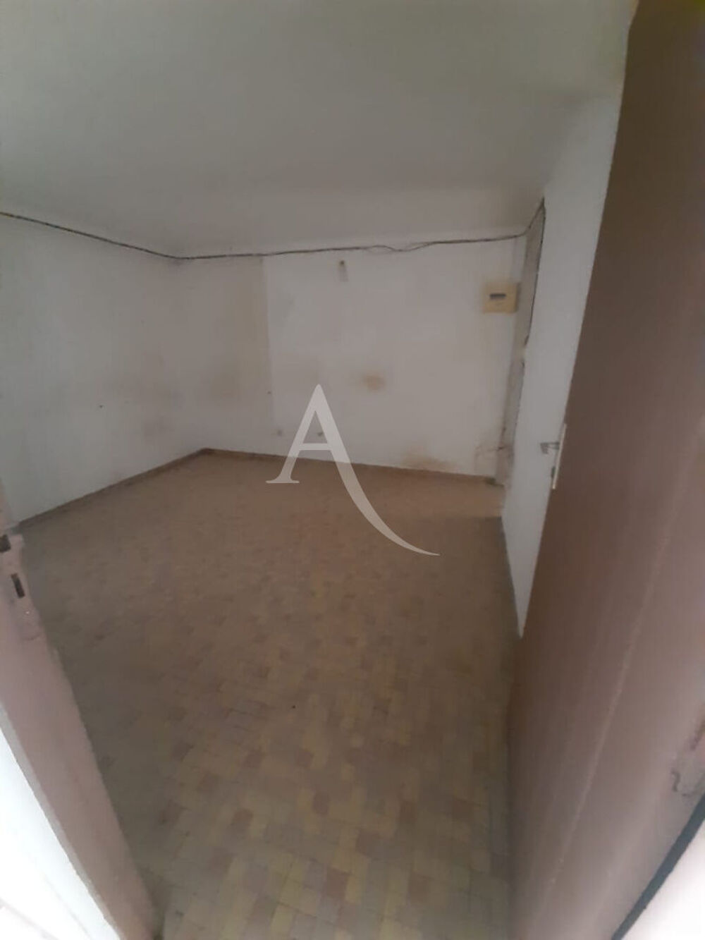 Vente Immeuble Immeuble Fort De France 9 pièce(s) 210 m2 investisseurs saisissez votre Pépite qui vous comblera de Bonheur !!!!!! Fort de france