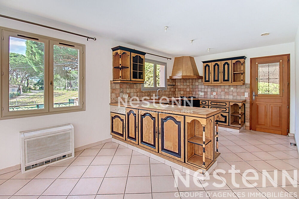 Maison Vidauban 4 pièce(s) 113m2 - terrain 3588m2 - garage - piscine - pool house