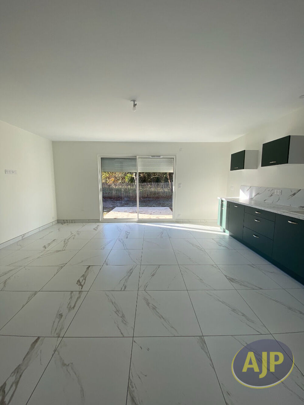 Location Maison MAISON NEUVE DE TYPE T4 A LOUER A SAINT VIVIEN Saint vivien de medoc
