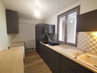  Appartement à vendre 4 pièces 82 m²
