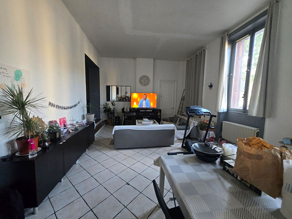 Vente Appartement Rive-de-Gier (42800) - Appartement T5 de 126 m² - Quai Fleurdelix - Immeuble bourgeois 1949 Rive de gier