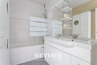  Appartement � vendre 4 pi�ces 77 m�