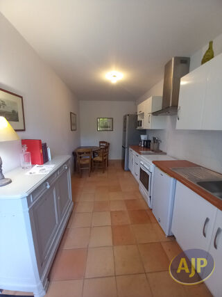 Appartement à louer 3 pièces 89 m²