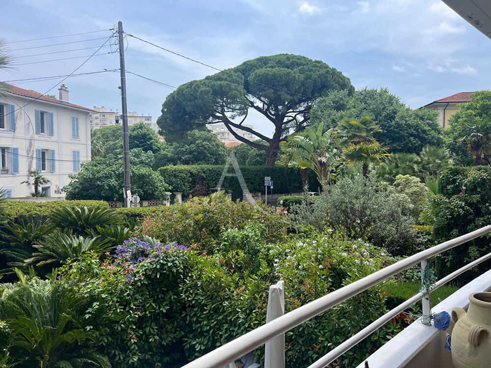 Appartement Cannes grand 4 pièces résidence sécurisée avec piscine