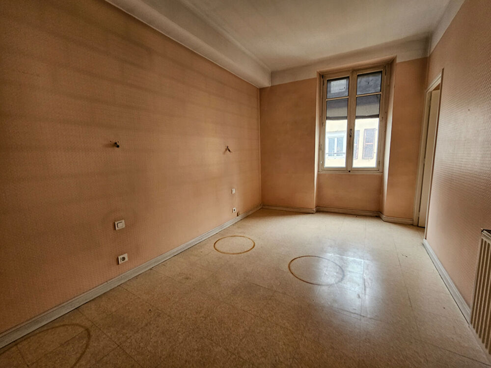 Vente Immeuble IMMEUBLE  d'environ 220m² en copropriété Le pont de beauvoisin