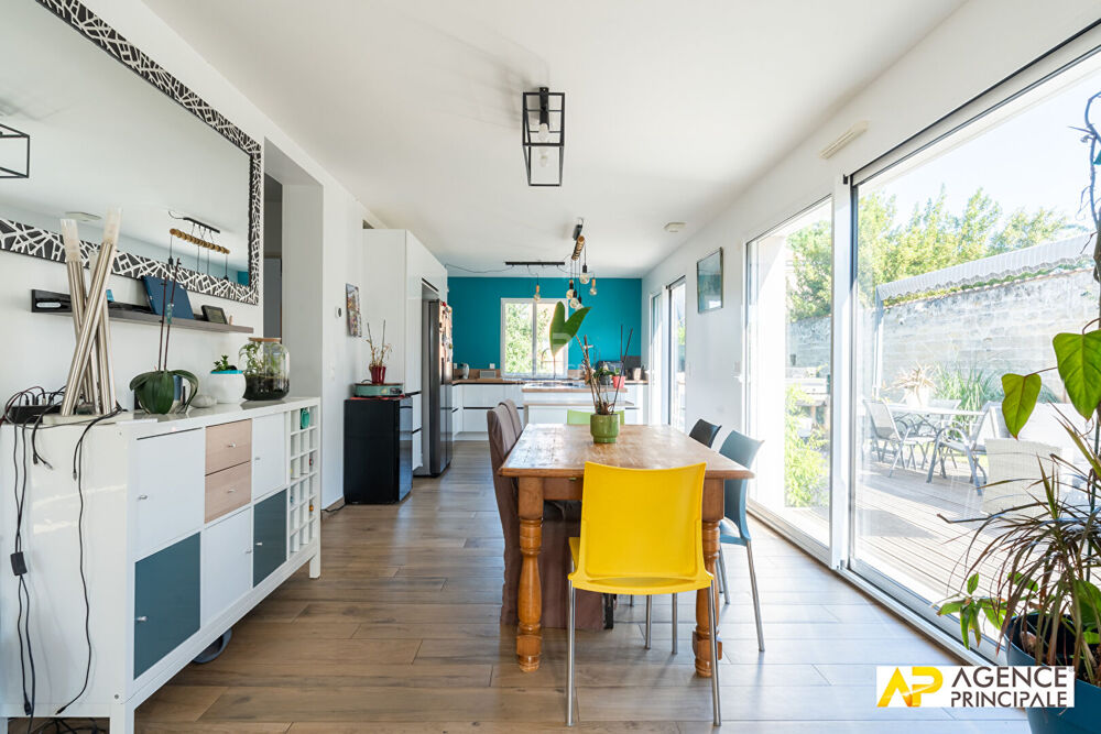 Vente Maison Maison Le Mesnil Le Roi 6 pièce(s) 143 m2  - 4 chambres Le mesnil le roi