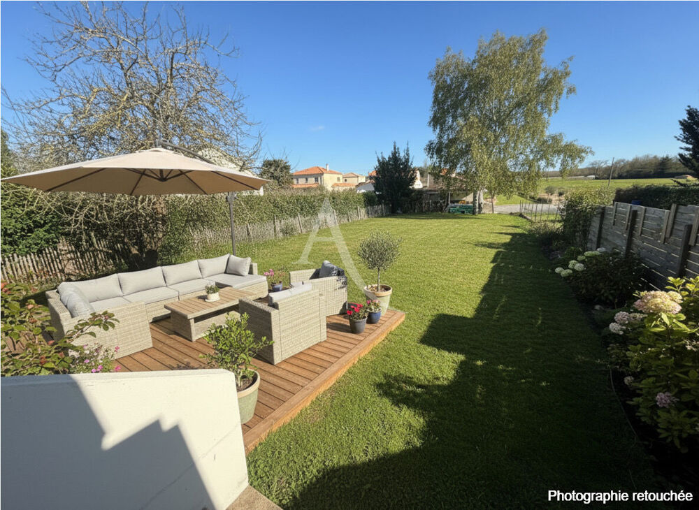 SAINT JULIEN DE CONCELLES Maison rénovée 5 pièce(s) 120m²
