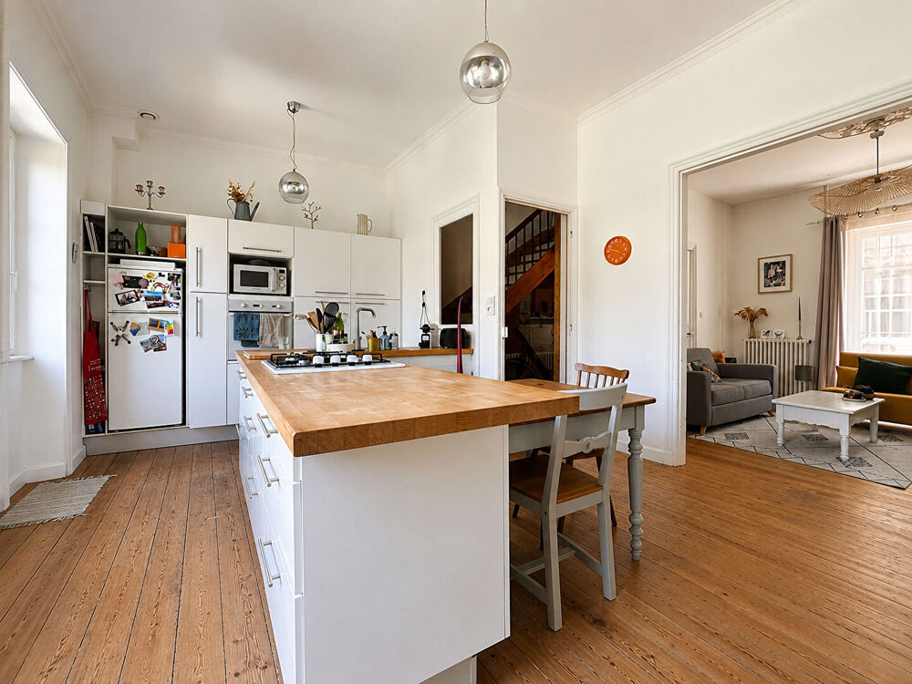 Vente Maison Maison de caractère avec jardin à vendre à Saint-Brieuc Entre la gare LGV et le centre-ville Saint brieuc