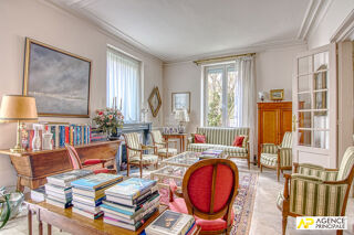 Maison à vendre 8 pièces 235 m²
