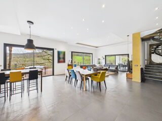  Maison � vendre 10 pi�ces 265 m�