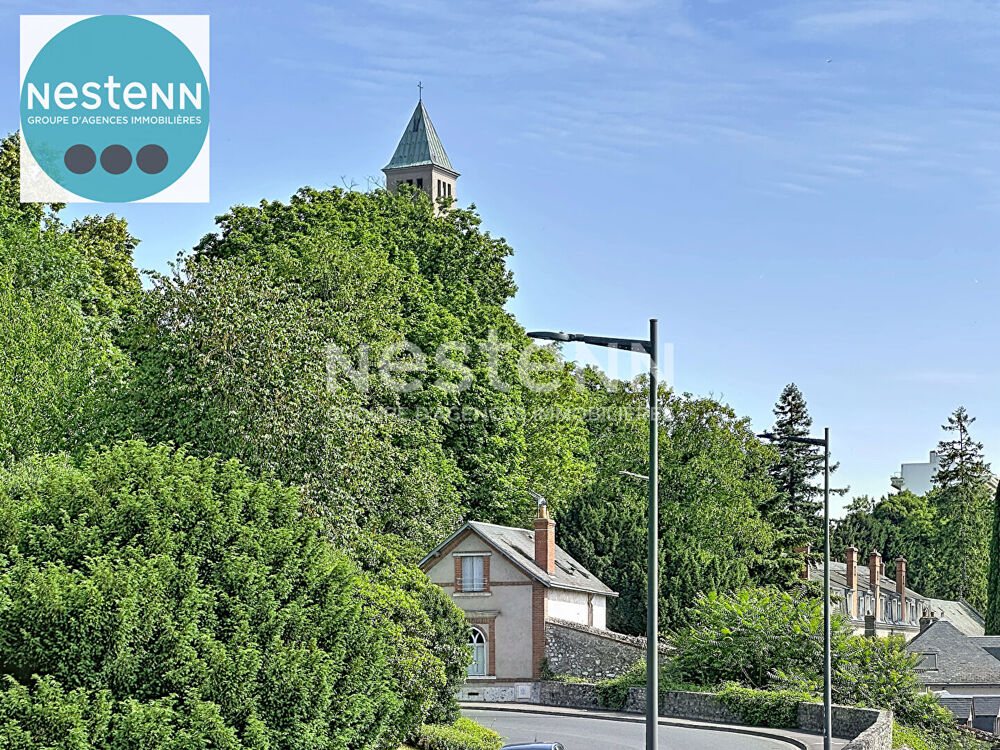 Au coeur de Blois Bel appartement avec terrasse Vue LOIRE, séjour spacieux, 3 chambres, cuisine équipée, garage et place de park