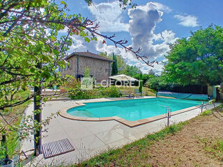  Maison  vendre 8 pices 130 m