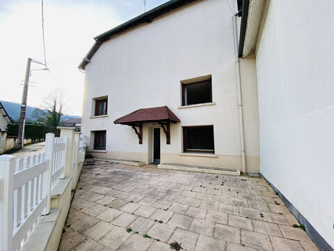 Maison de village à Vaire 3 pièce(s) 86.50 m2 + Terrasse +Grange environ 116m2 109000 Thise (25220)