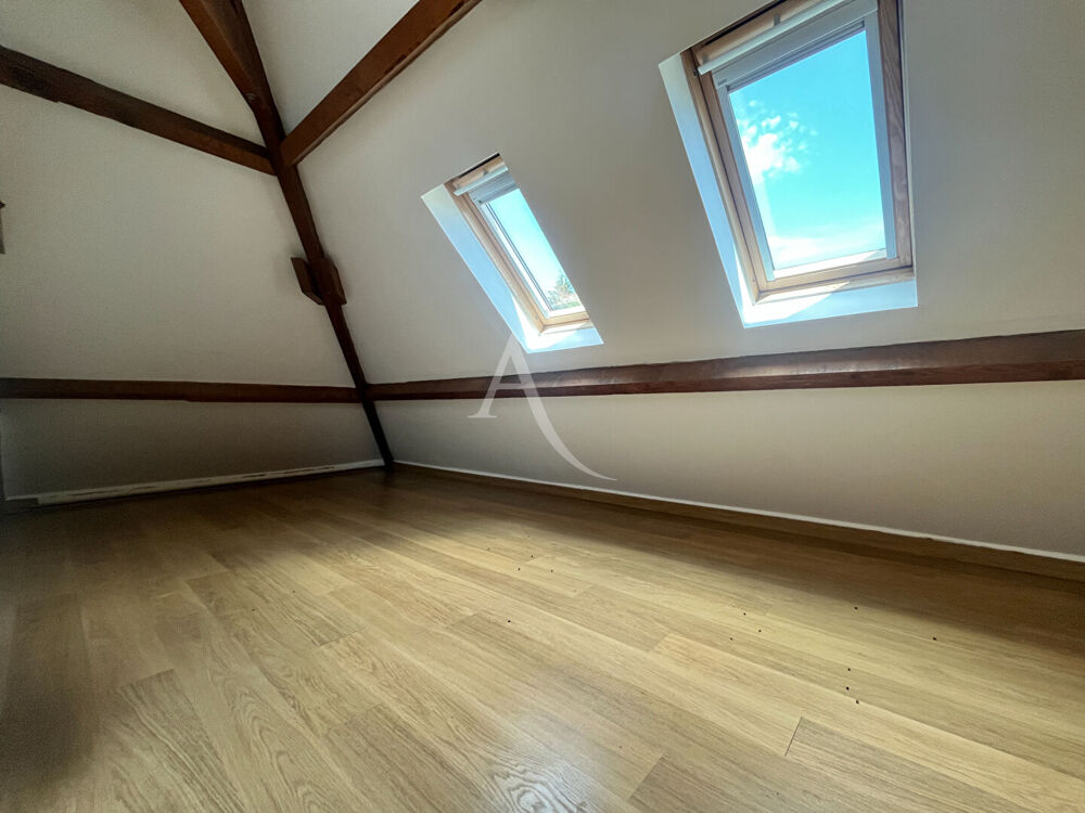 Vente Maison Maison traditionnelle 4 chambres sous sol total SAINT ARNOULT EN YVELINES Saint arnoult en yvelines