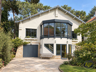  Maison à vendre 9 pièces 234 m²