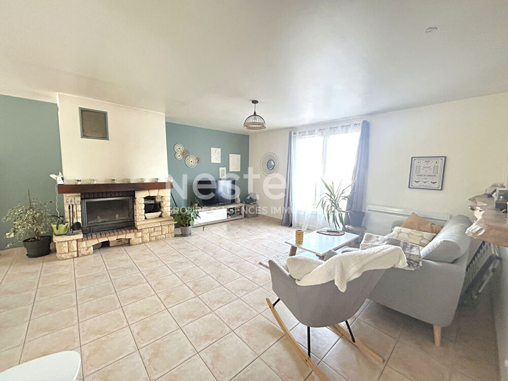 CHABRIS : MAISON DE PLAIN-PIED 5 CHAMBRES ENVIRONNEMENT CALME PROCHE COMMERCES (INDRE 36)