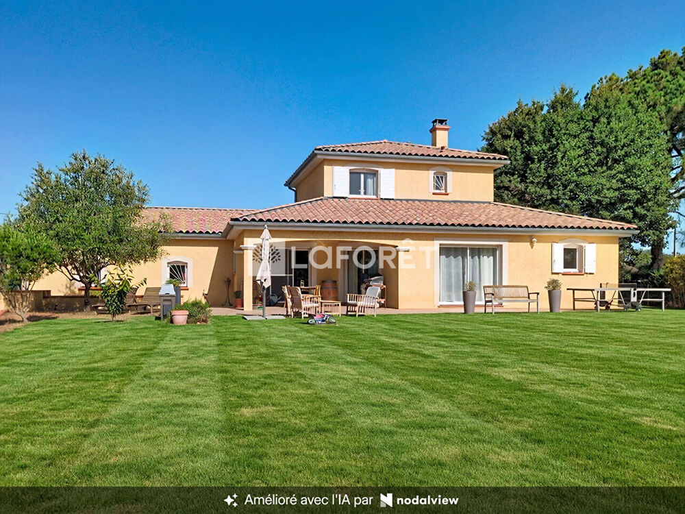 Maison 4 pièces 145 m² · à Montjoire · 145 m² · 381 000 €