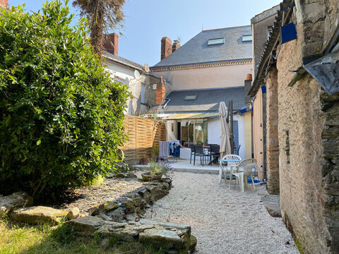   Maison Paulx 180 m2 Maison - 7 pièce(s) - 180 m²