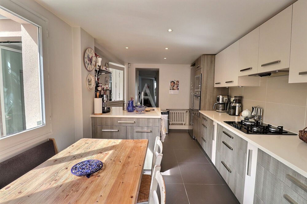 à vendre  Maison Le Mesnil-le-Roi (78600)