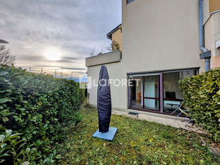  Appartement à louer 2 pièces 33 m²