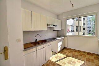  Appartement � vendre 3 pi�ces 76 m�