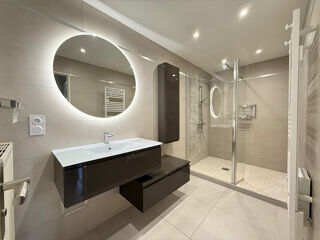  Appartement  vendre 6 pices 101 m