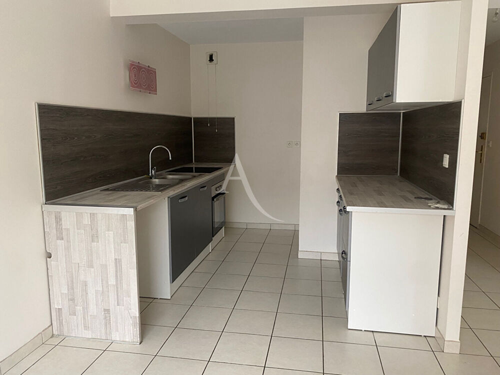 T4 93m² ST CYPRIEN - PARKING + BALCON