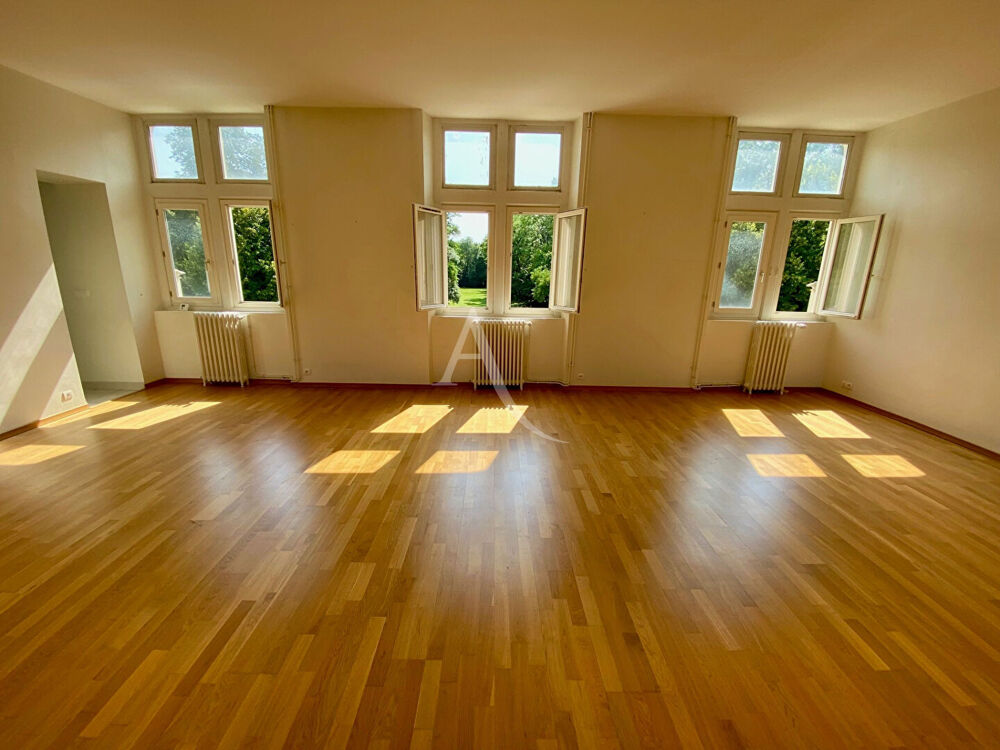 Orléans 5 Pièces 151m²
