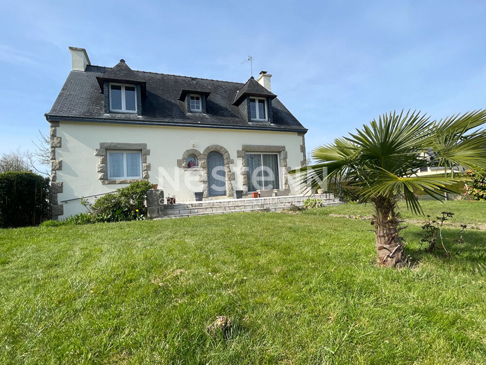 Maison à vendre Elven centre avec 1500 m² de terrain constructible